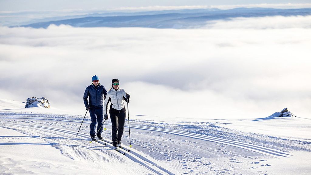 Jochen Schweizer Langlaufkurs am Feldberg; Erlebnis verschenken oder selbst erleben; Gutschein gültig für 1 Person Gruppengröße: 4-10 Personen