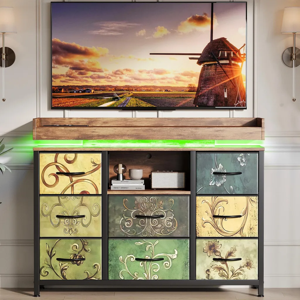 Commode LED RGB connectée avec 8 tiroirs et station USB-C multicolore