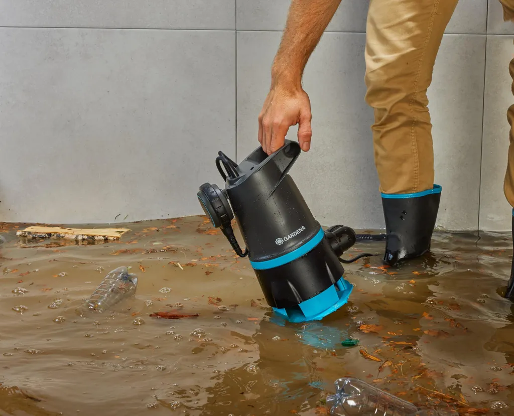 GARDENA 09018-47 Pompe d'évacuation eaux chargées 20000 BASIC 450W - 4