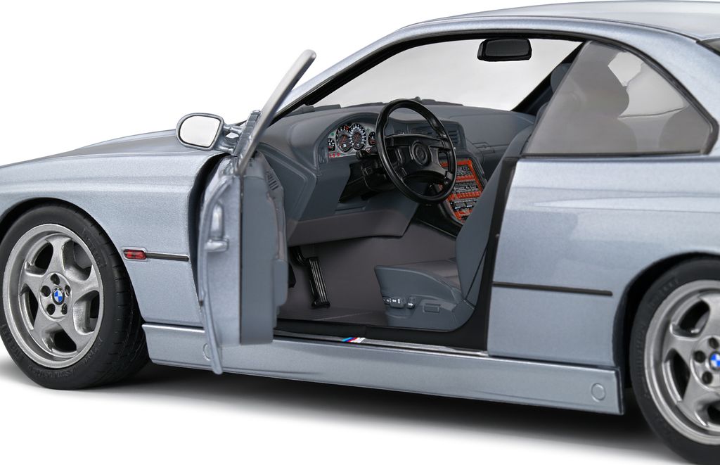 BMW 850 (E31) CSI silber - Modellauto 1:18 Solido Produktbild 25