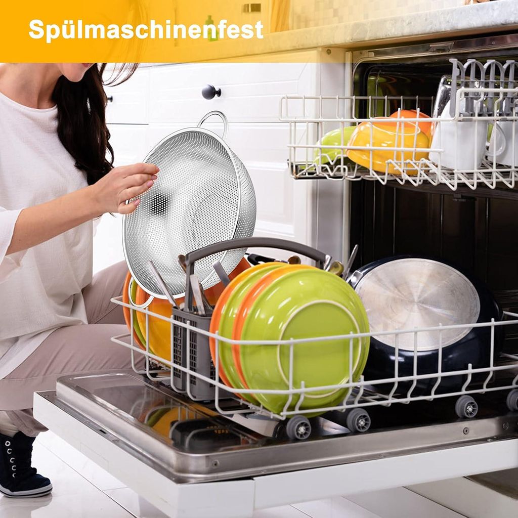 Edelstahl-Pastazeef: Ø 28 cm, mikroperforiert, mit Handgriffen - ideal zum Abtropfen und Spülen - spülmaschinenfest.