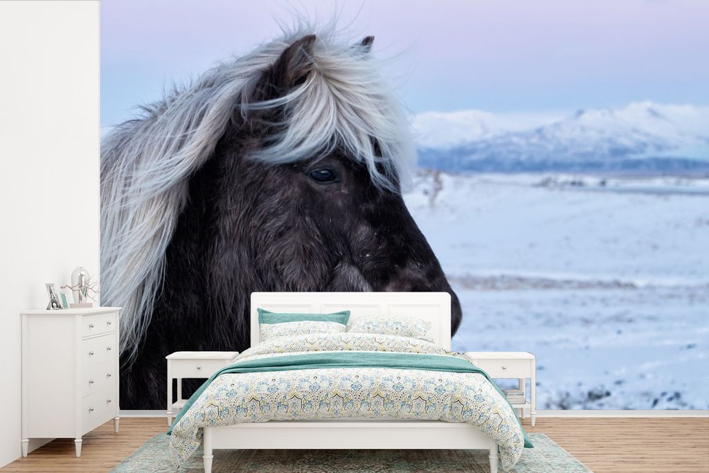MuchoWow Fototapete für Wohnzimmer oder Schlafzimmer Wandtapete Vinyl Motivtapete Pferd - Schnee - Braun - 330x220 cm - Fototapeten