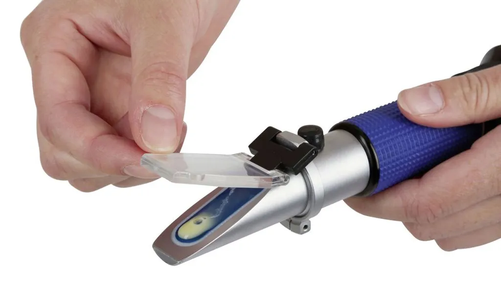 Réfractomètre pour tester le colostrum et garantir l'immunité veaux - 9
