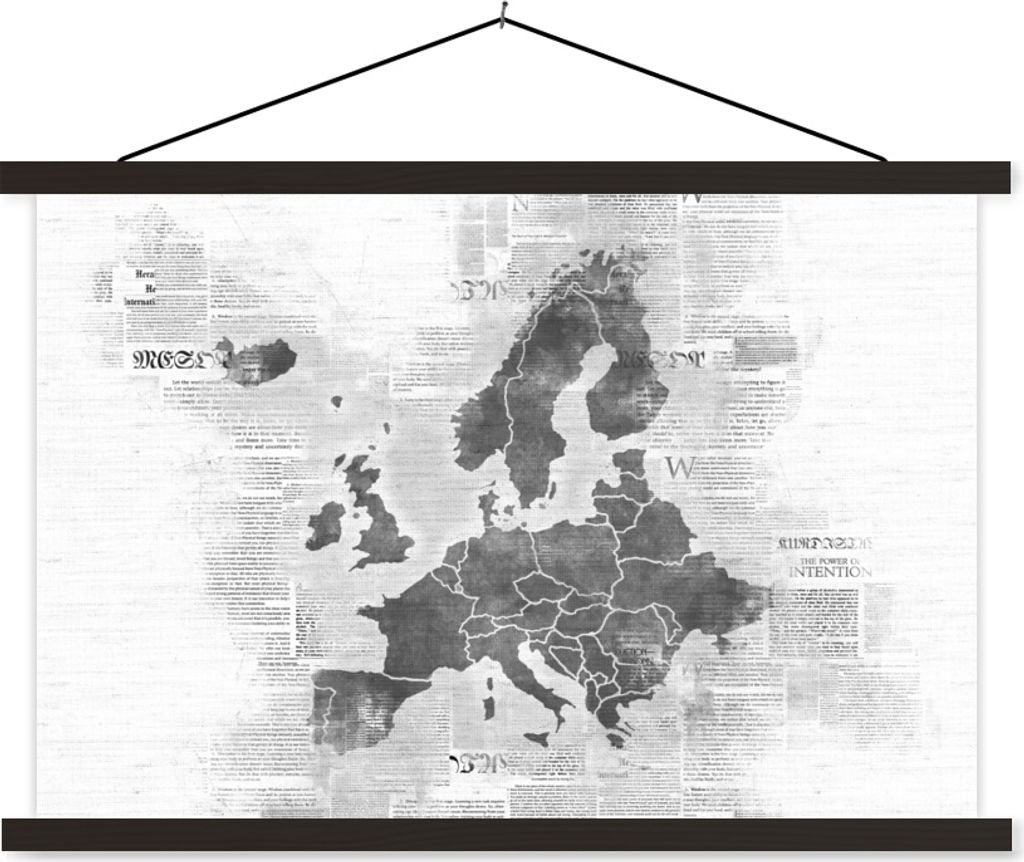 MuchoWow Textilposter Eurocard auf Zeitungspapier - schwarz und weiß 90x60 cm mit schwarzem Rahmen - Aufhängungssatz