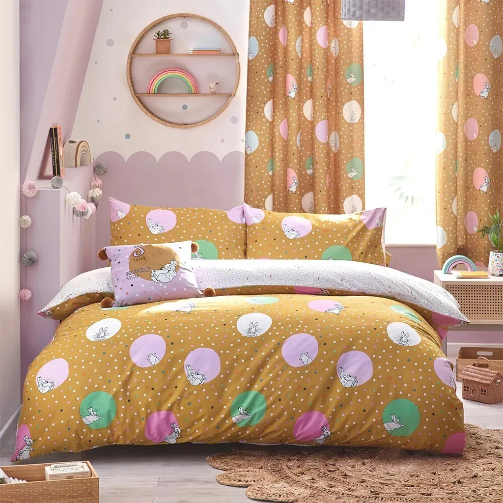 Linge de lit réversible Peter Rabbit Dotty RV2883 Ocre en coton de qualité