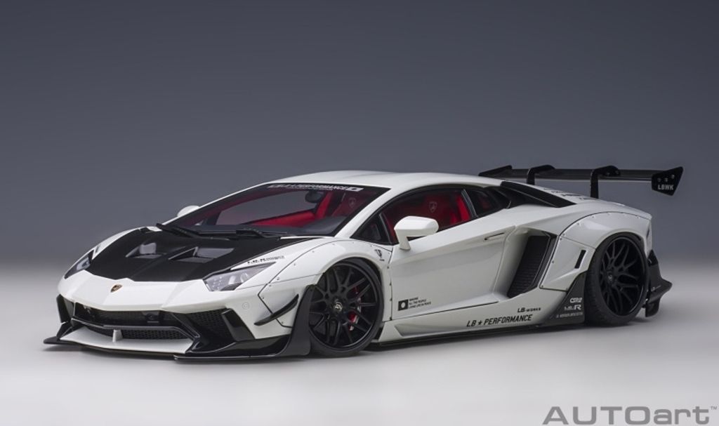 AUTOart 79241 - 1/18 Liberty Walk LB-Works Lamborghini Aventador (White)