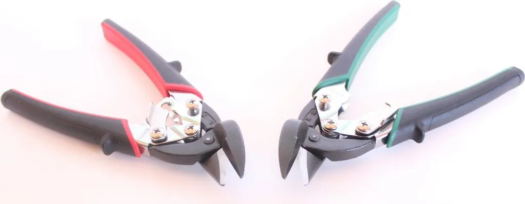 Mini-ciseaux à tôle courbes 140mm pour figurines et découpe de précision