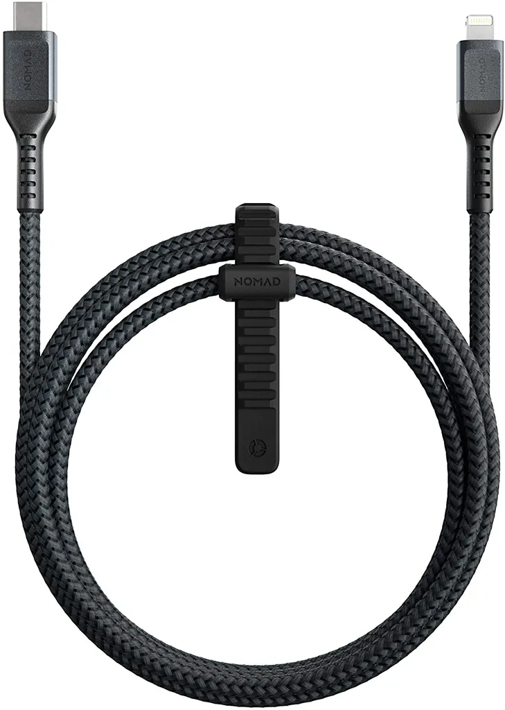 Câble USB-C Lightning 1.5m Nomad en Polyamide pour charge iPhone de bureau - 6