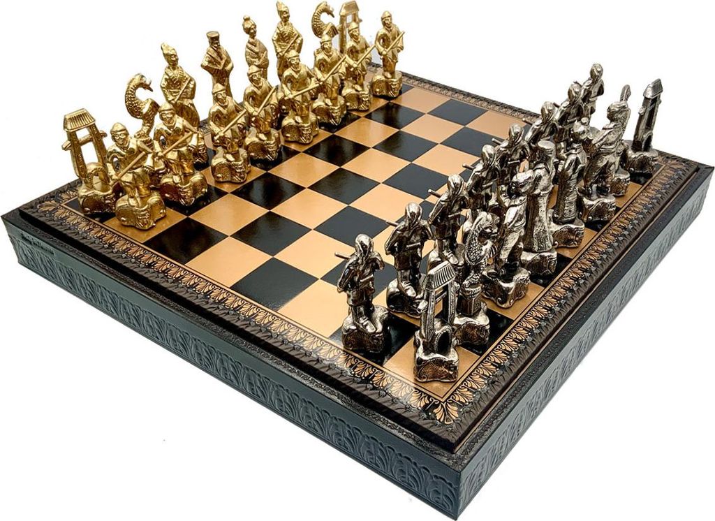 Italienisches Schachset Metall Samurai + Schachbrett Gold/Schwarz 48