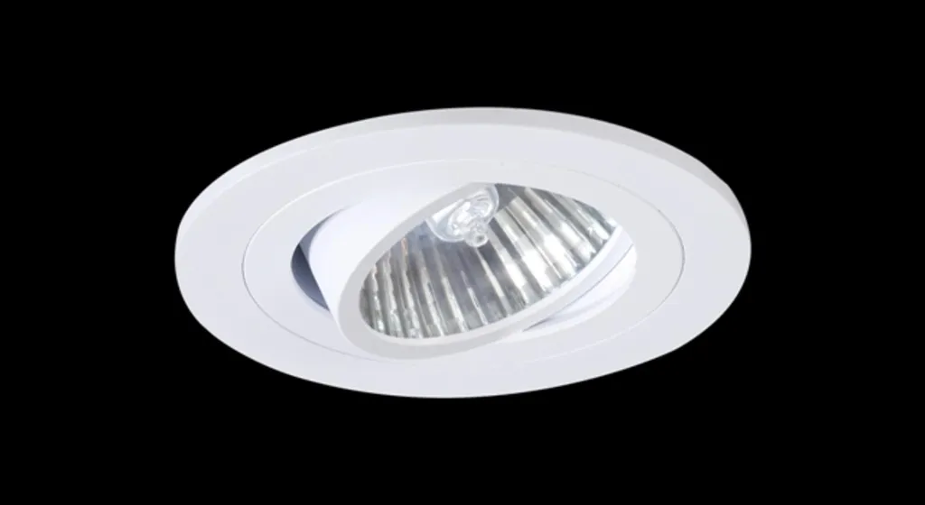 Spot LED encastrable de plafond blanc triple source 9W BPM 4910