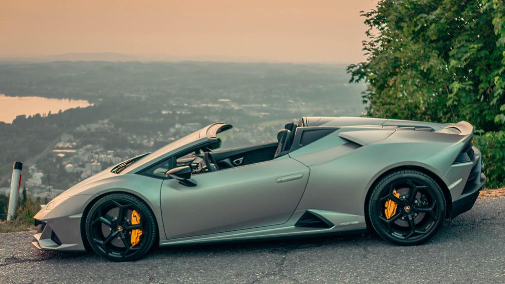 Jochen Schweizer Lamborghini Huracan Evo Spyder fahren Widnau (3 Std.); Erlebnis verschenken oder selbst erleben; Gutschein gültig für 1 Person