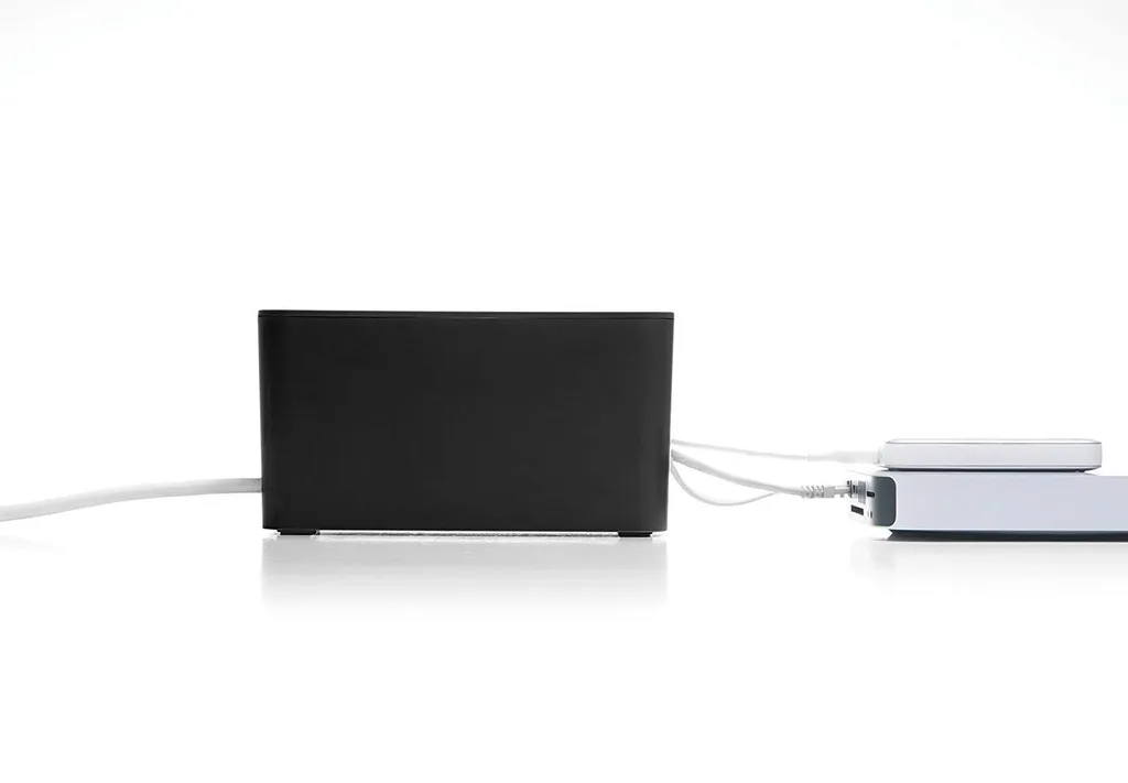 Cache-Câbles Design Bluelounge CableBox Mini Noir pour Multiprises - 10