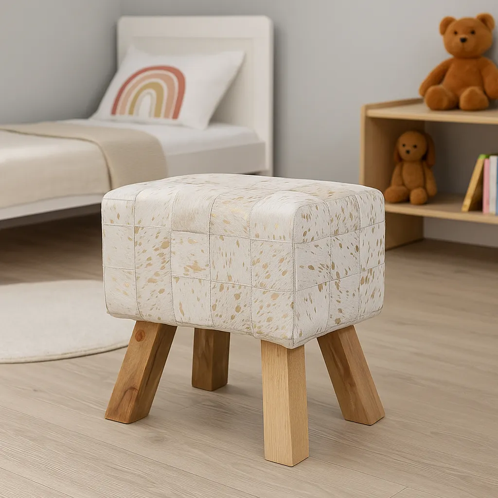 Tabouret bas design patchwork de cuir Adelphia avec pieds bois massif