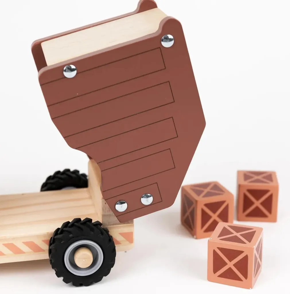 Petit camion en bois naturel Egmont Toys aux finitions artisanales - 4
