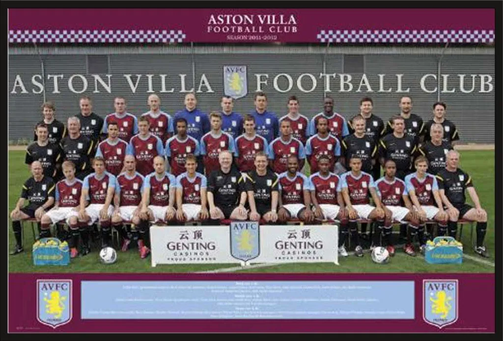 Affiche Foot Aston Villa Saison 11/12 avec Cadre Incassable Vitre Acrylique