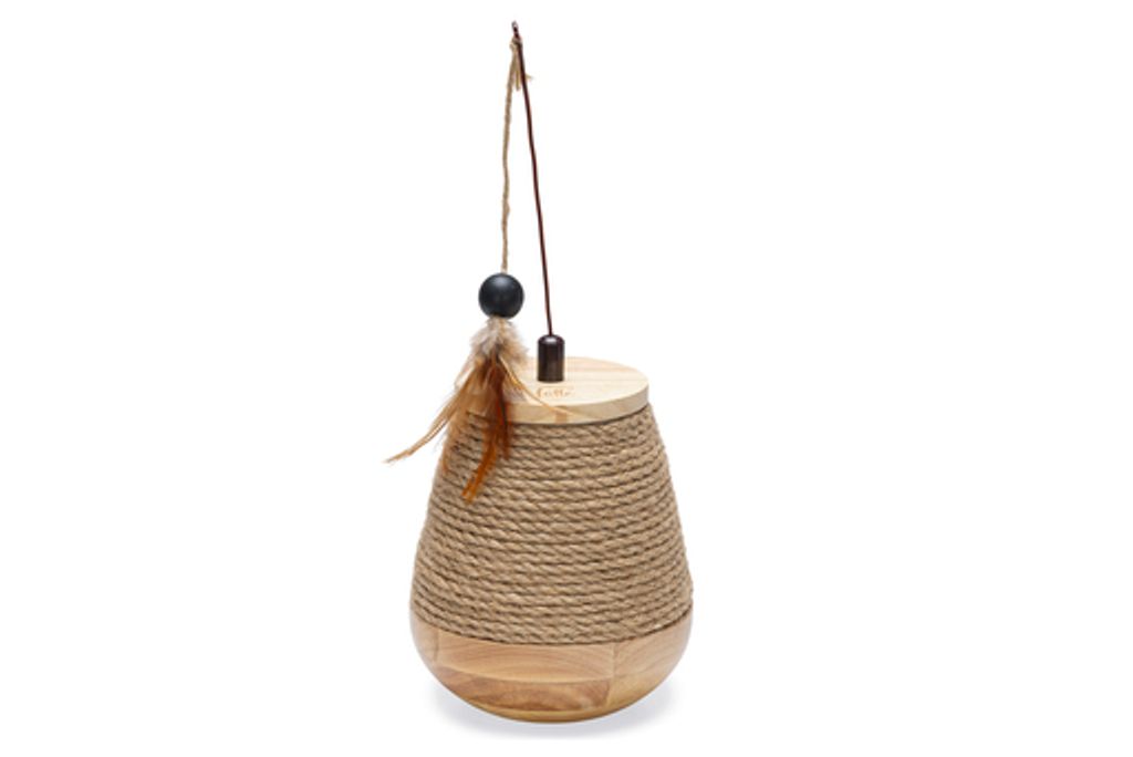 Designed by Lotte Tumble Mae - Katzenspielzeug - Holz - 15x15x18 cm