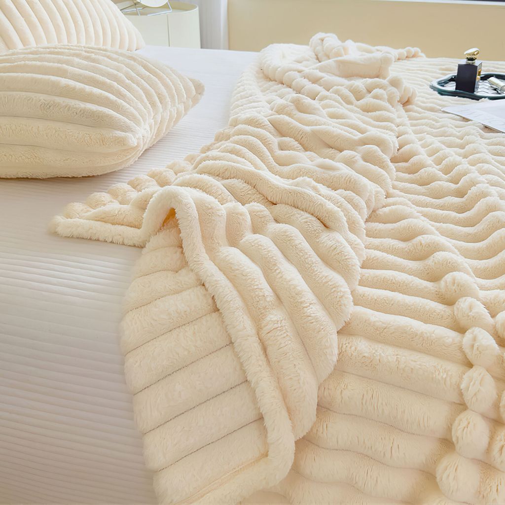 Kuscheldecke 150x200 cm - Warme Flausige Bettüberwurf Decke Produktbild 7