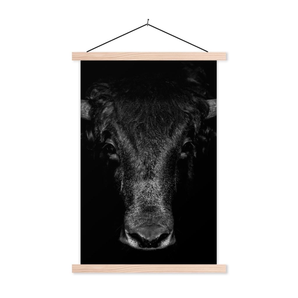 MuchoWow Textilposter Taurus - Tiere - Schwarz - Weiß 40x60 cm mit holzfarbenen Rahmen - Poster