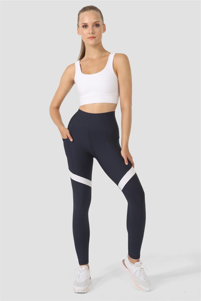 Garnished Laser-Cut Leggings mit Tasche