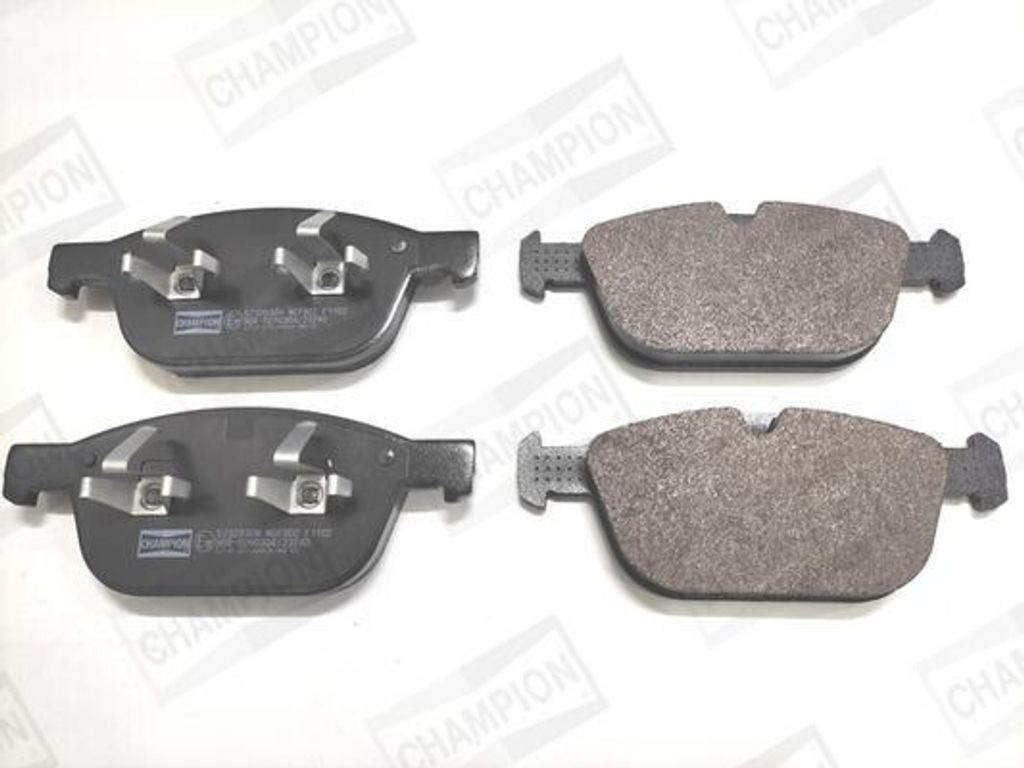 CHAMPION 573293CH - OE 30793943 Bremsbeläge für XC60 (156)
