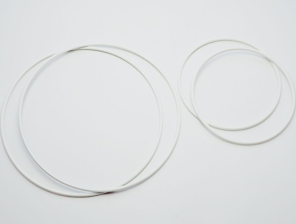 Set aus 2x Metallring/Drahtring 150mm/15cm und 2x Metallring 100mm/10cm für Wickeltechnik / Traumfänger Weiß
