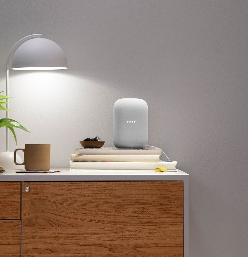 Google Nest Audio Kreide Smart Speaker Assistant Produktbild 18