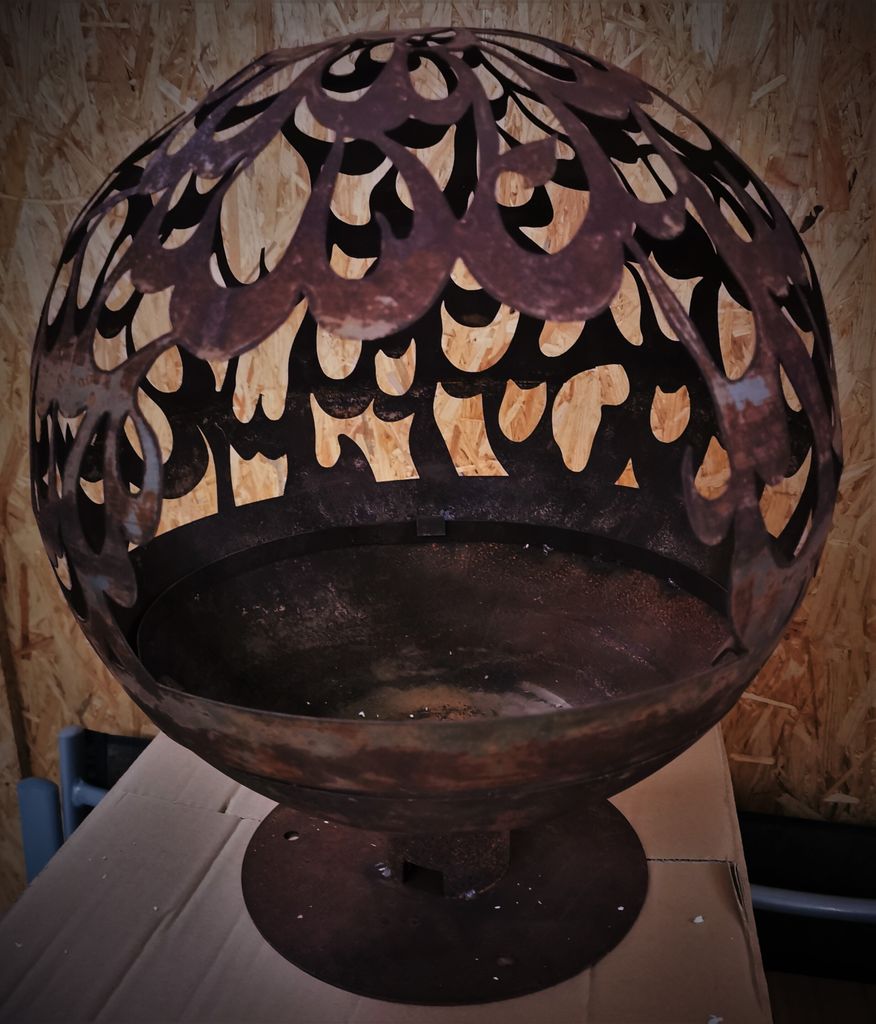 Feuerstelle Feuerkorb Romantik aus Cortenstahl Roststahl 40/40/45 cm