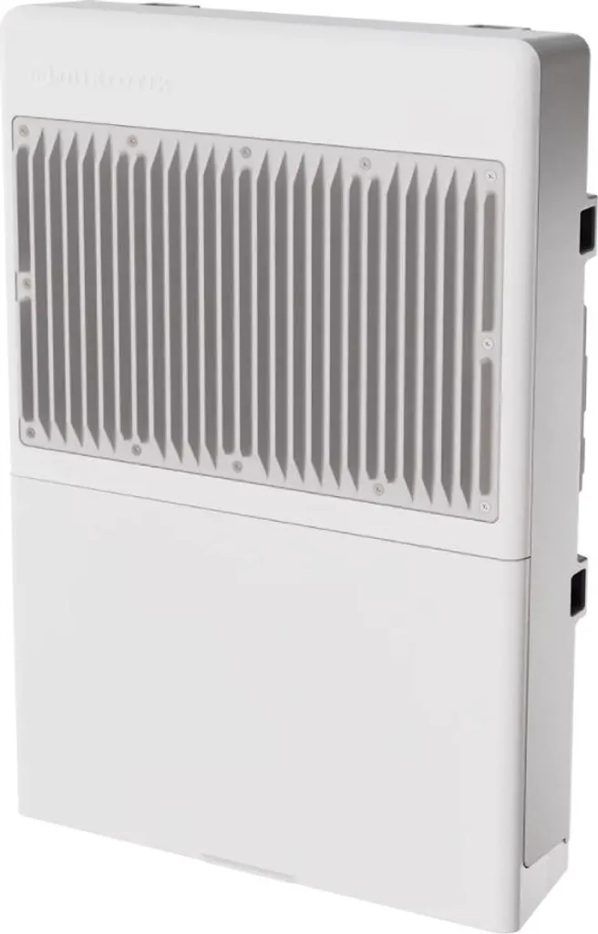 Switch PoE Mikrotik CSS610-8P-2S+OUT : Solution Réseau Extérieur sans Bug - 2