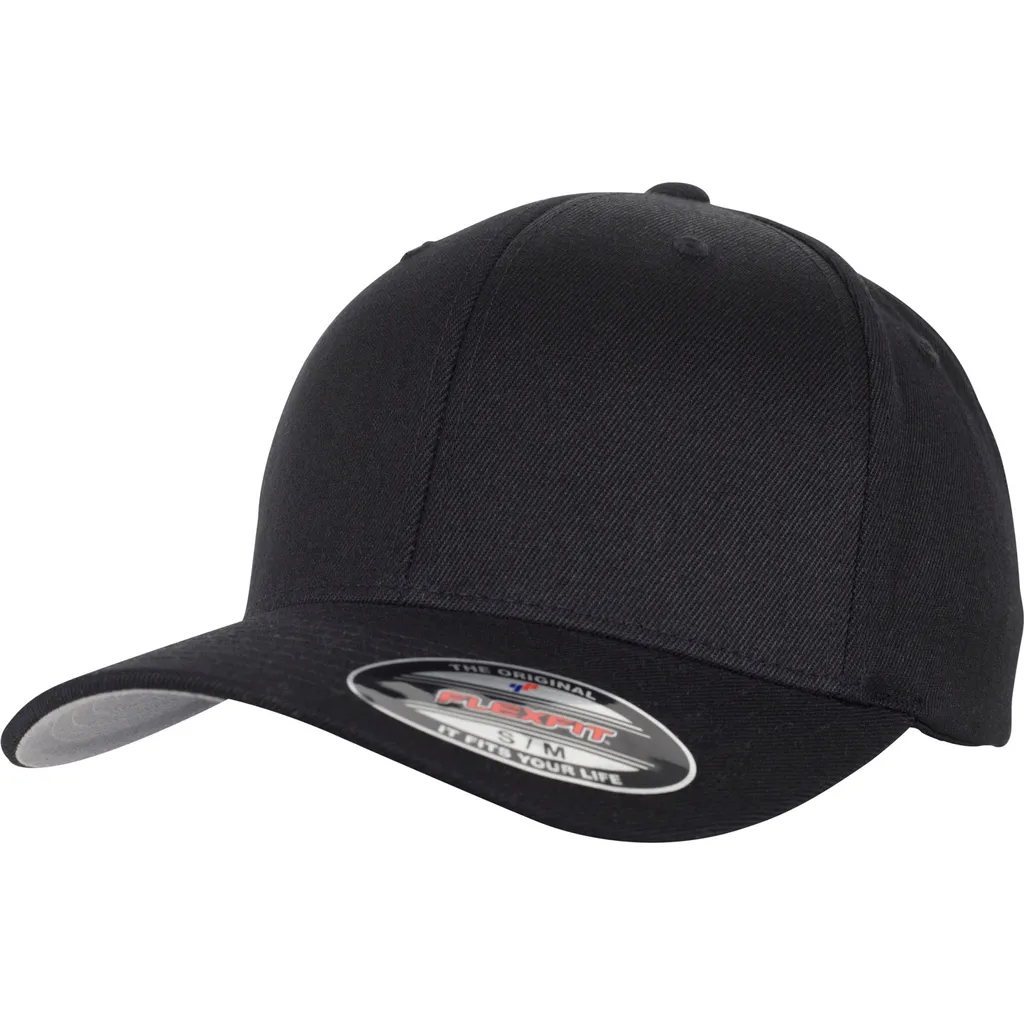 Analisi Flexfit 6477 Wool Blend Nero S/M - Fit e Qualità
