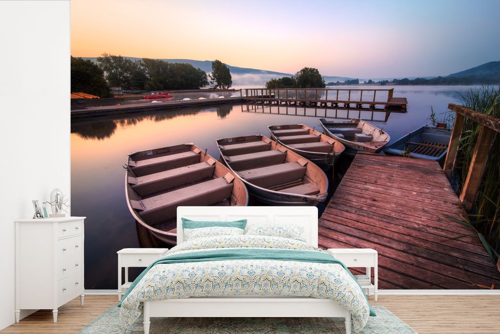 MuchoWow Fototapete für Wohnzimmer oder Schlafzimmer Wandtapete Vinyl Motivtapete Boote an der Anlegestelle im Brecon Beacons National Park in W...