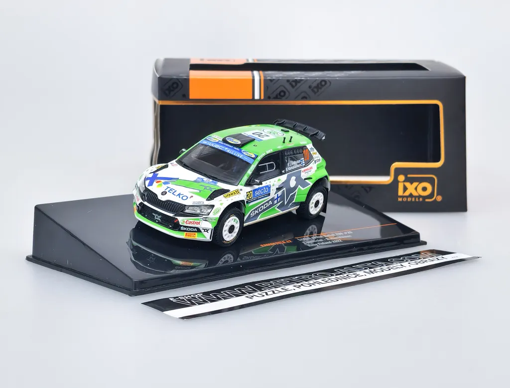 Réplique Fidèle Škoda Fabia Rally2 EVO IXO 1:43 : Finition sans Faille - 3