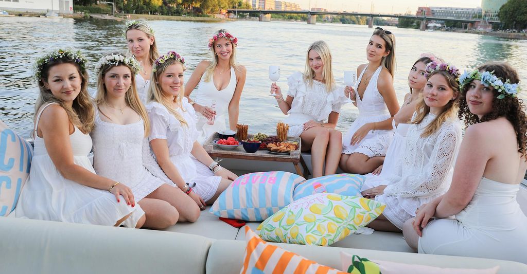 mydays Yachttour Frankfurt am Main für 7; Erlebnis verschenken oder selbst erleben; Gutschein für 7 Person(en)