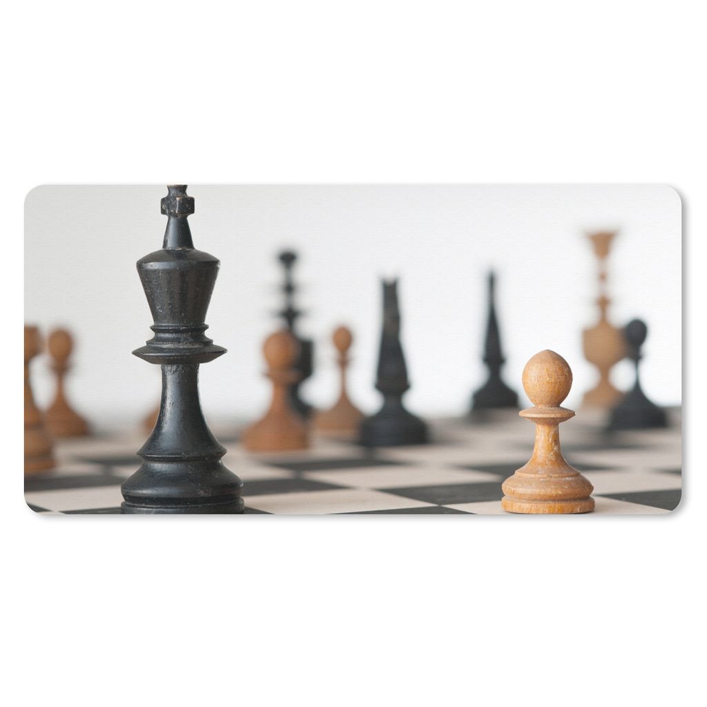 MuchoWow Schreibtischunterlage Eine Schachpartie auf dem Brett 80x40 cm - XXL Mauspad - Gaming Mauspad