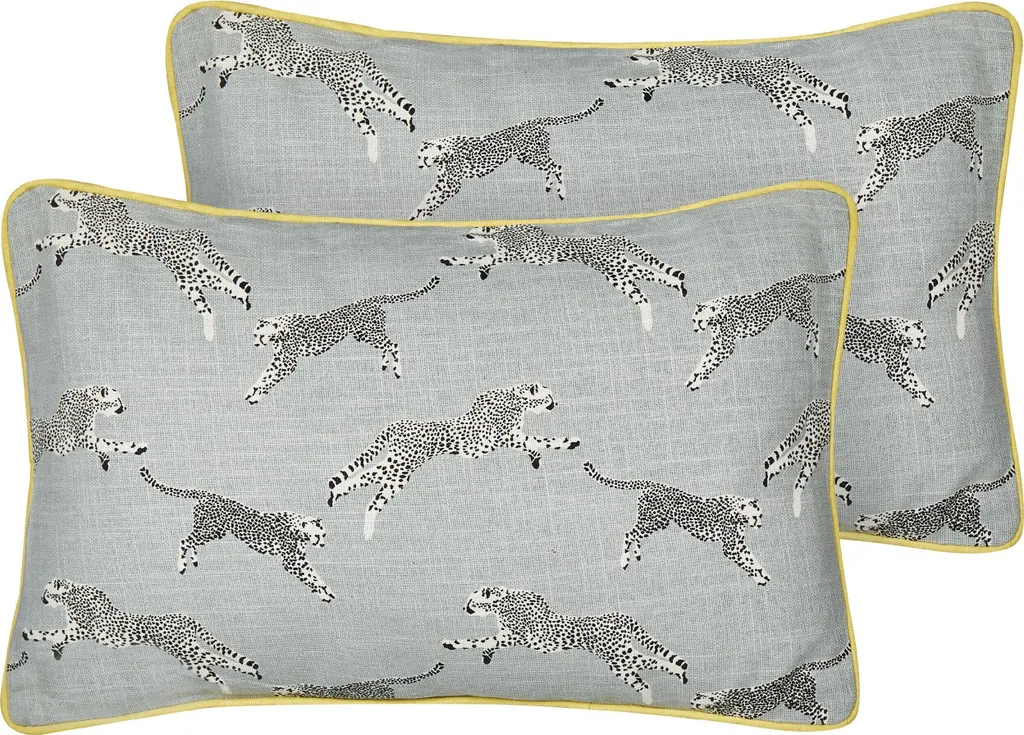 Lot de 2 coussins décoratifs BELIANI en coton gris 30x50 motif guépard