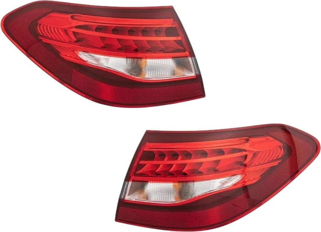 Feux arrière 12V LED PY21W HELLA pour Mercedes Classe C gauche et droit