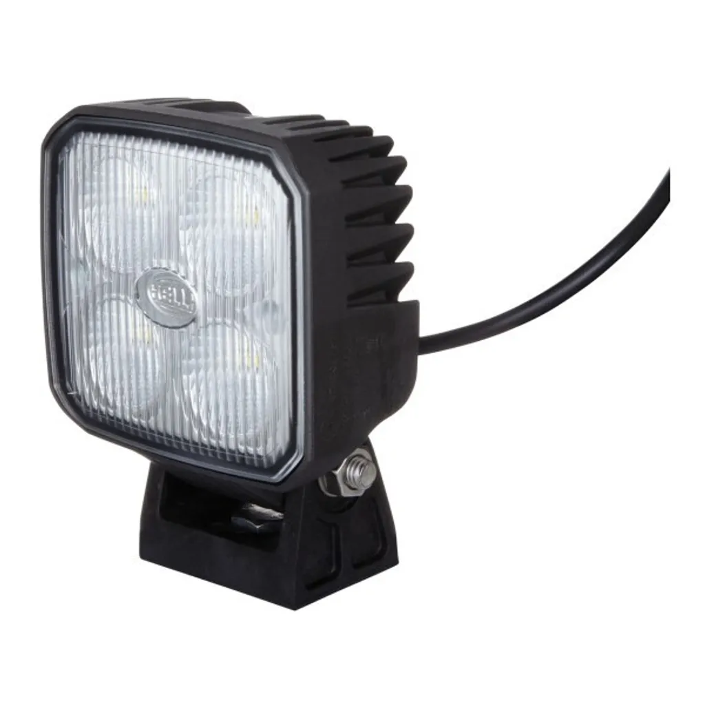 Phare de travail HELLA pour éclairage de proximité tracteur et camion