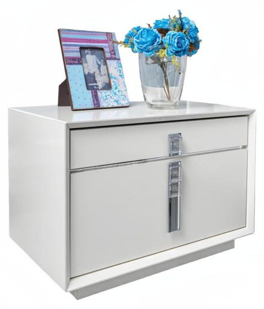 Nachttisch Weiß im Schlafzimmer moderne Möbel stilvoller Nachttisch Luxus