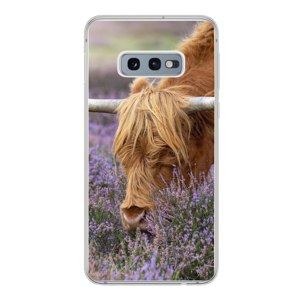 MuchoWow Handyhülle Schutzhülle Hülle für Samsung Galaxy S10e Schottischer Highlander - Tiere - Heide Silikon Softcase Handy Hülle - Handy