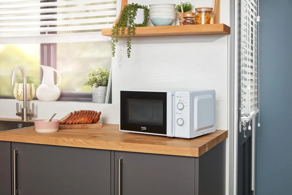 Micro-ondes Beko MOC20100WFB 700W 20L Blanc avec Commandes Mécaniques - 2