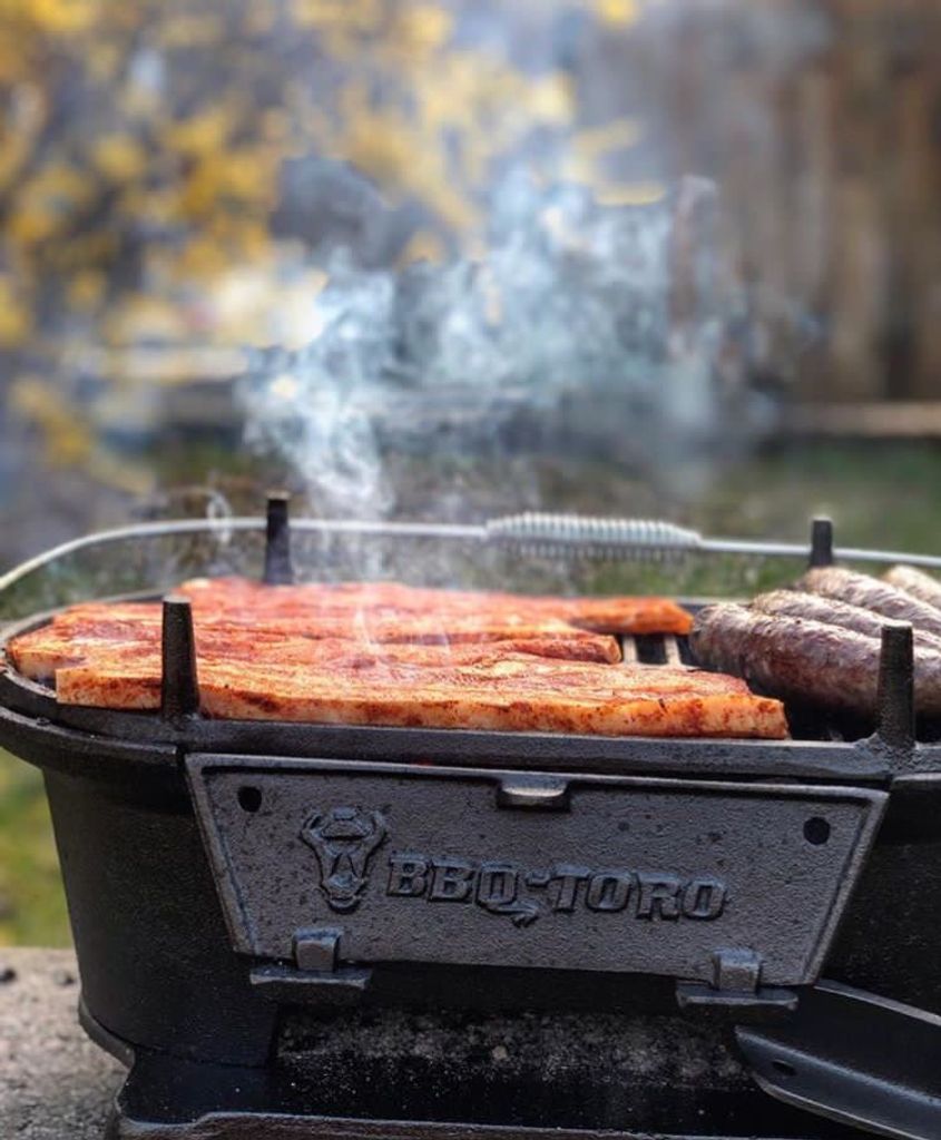 [Das Beste der Branche] BBQ-Toro Gusseisen Holzkohle mit Grilltopf