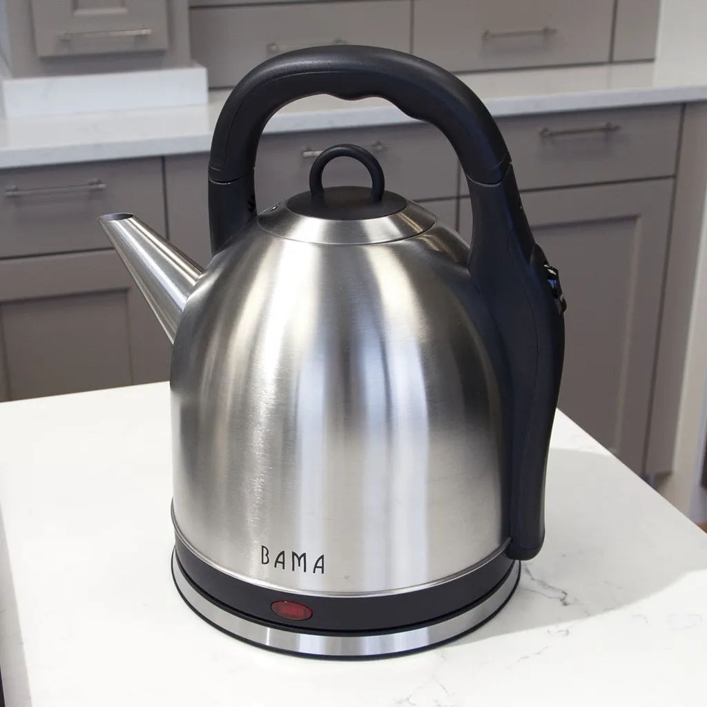 Bouilloire siffleuse Bama Aruba 4L en acier inoxydable haute résistance