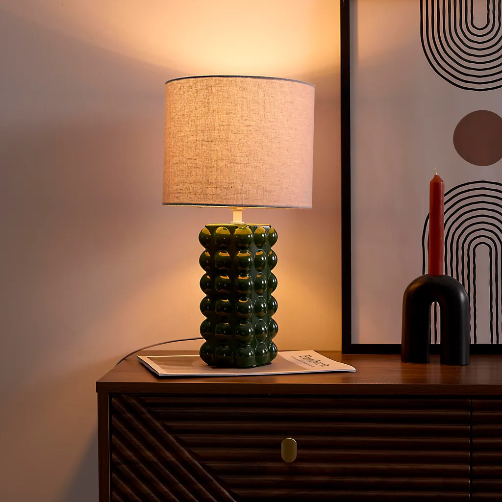 Lampe Design Céramique Vert Forêt : Finition Brillante et Pied Large