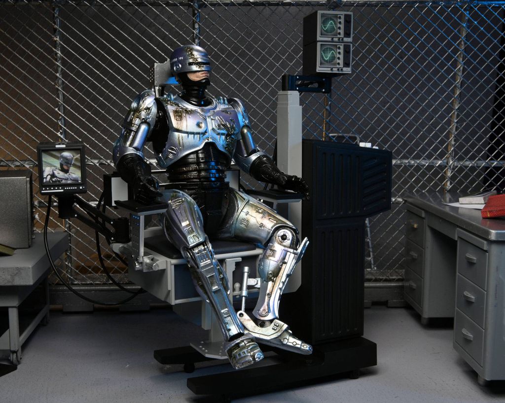 NECA RoboCop Actionfigur Ultimate Battle Damaged RoboCop Produktbild 