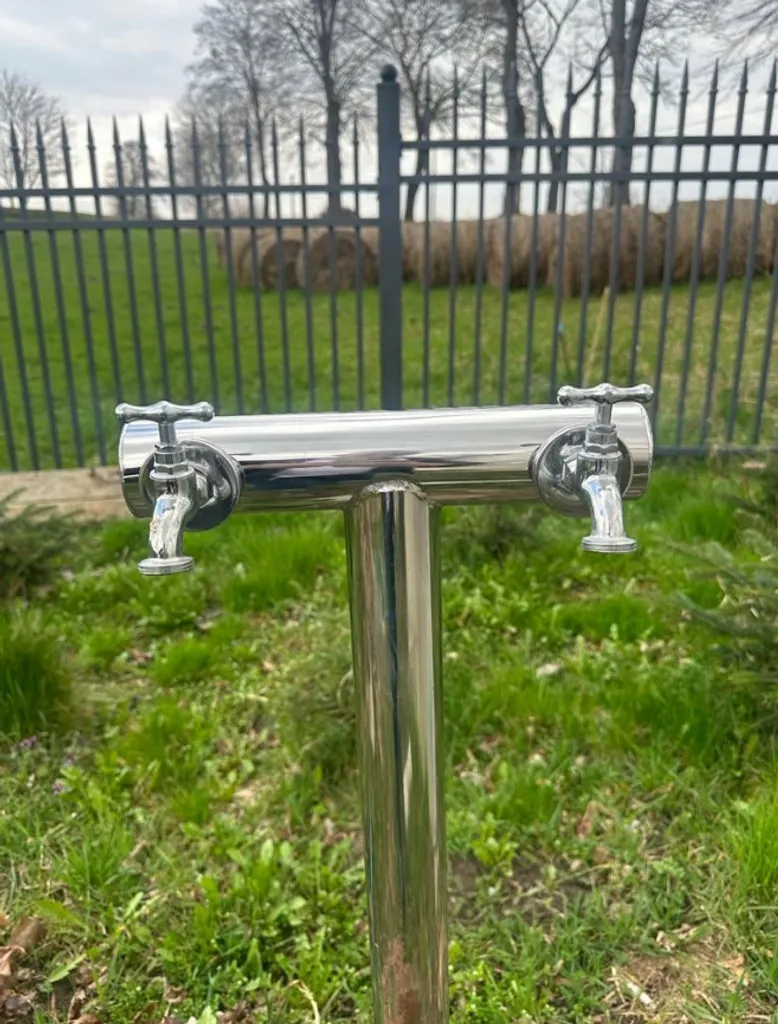 Point d'eau de jardin design en acier avec robinet chrome intégré - 2