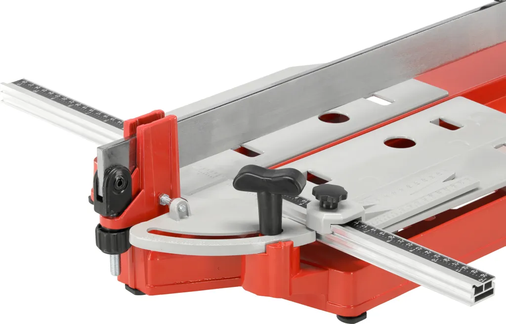 Coupe-carreaux 630 mm à tables métalliques avec guide haute précision