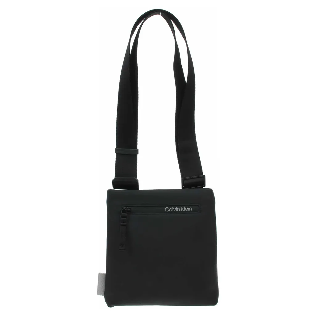 Organisez vos Essentiels avec le Sac Calvin Klein Bax K50K510795BAX Noir