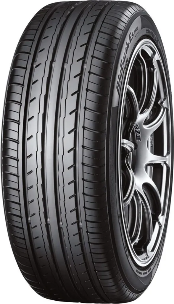 Yokohama Bluearth-Es Es32 215/60R16 99V XL : Adhérence et Économie