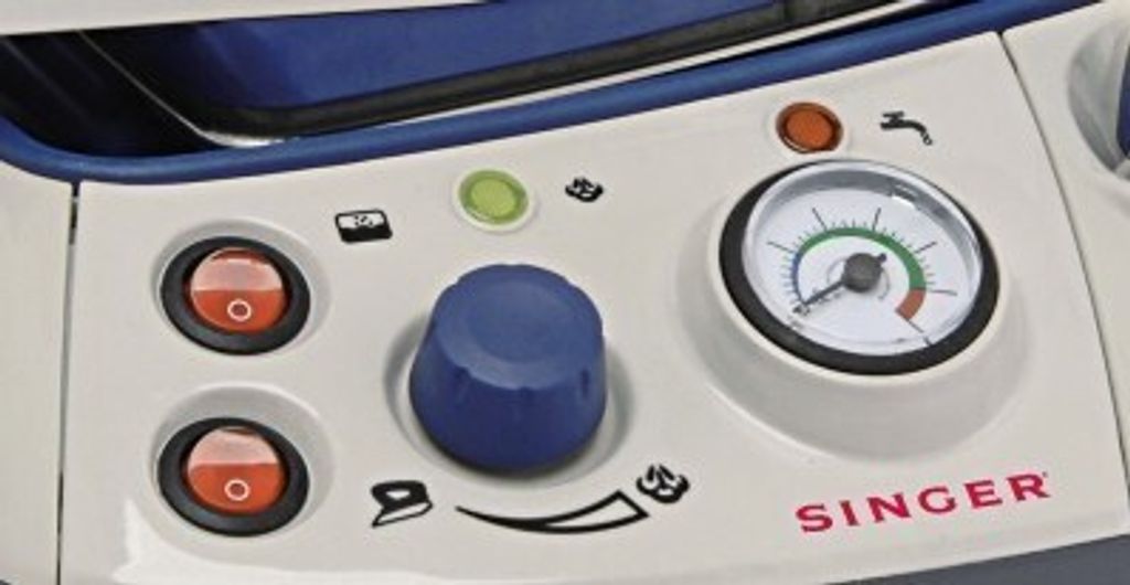 Żelazko parowe Singer SHG6201 Zdjęcie produktu 2