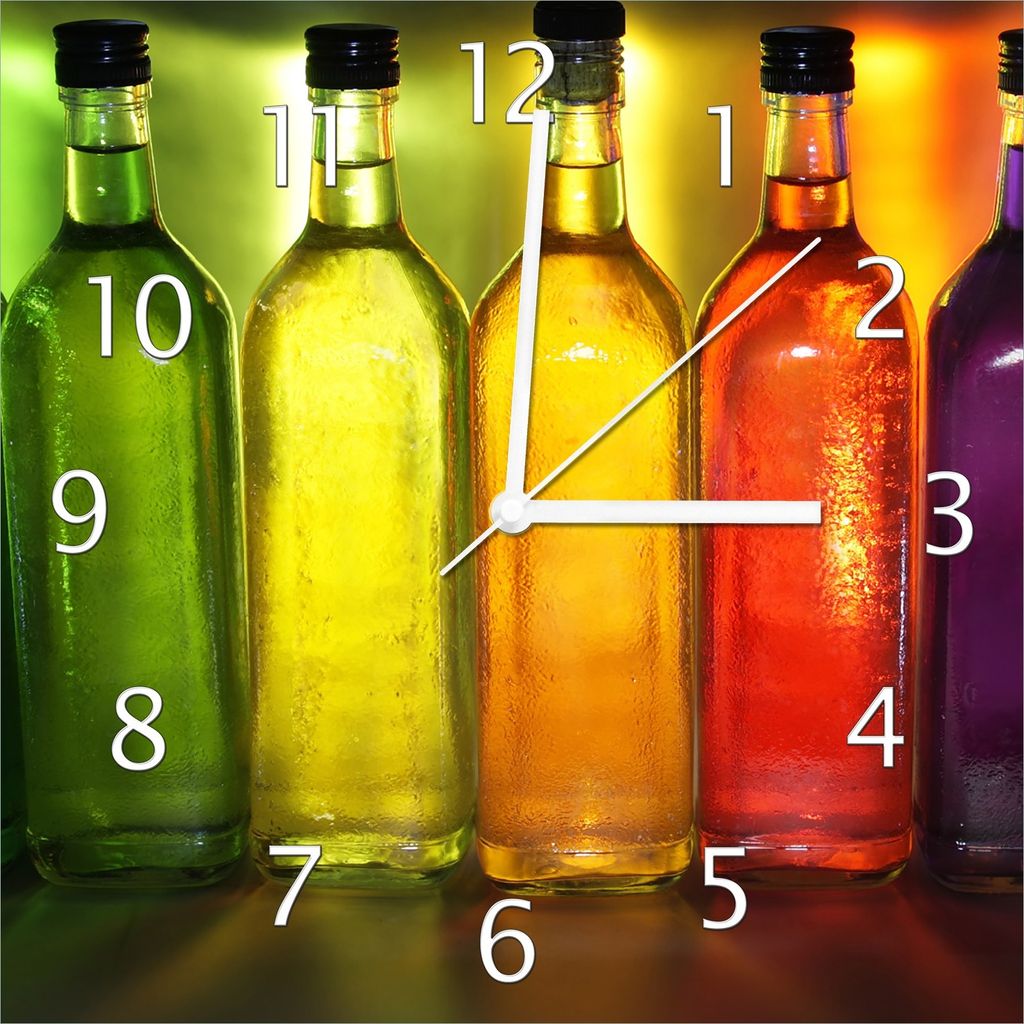 Wallario Design Wanduhr Bunte Flaschen im Regal aus Echtglas, Größe 30 x 30 cm