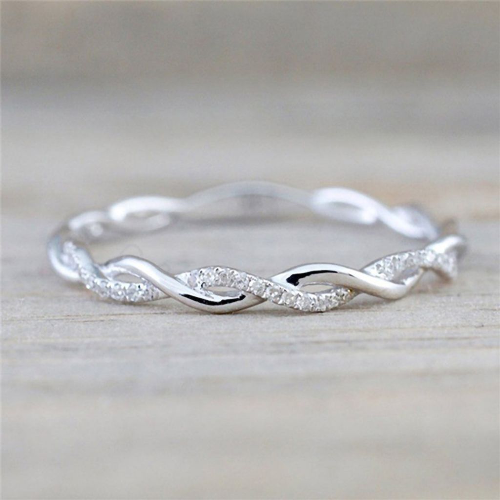Frauen Ring Twisted Form Strass Intarsien Legierung Galvanisieren Fingerring Schmuck für Verlobung-Silber,US 7